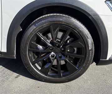 2021 Skoda Superb - Thumbnail
