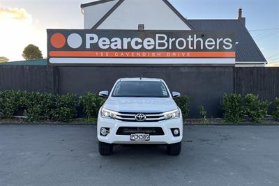 2016 Toyota Hilux - Thumbnail