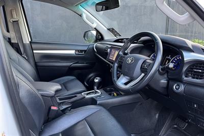 2016 Toyota Hilux - Thumbnail