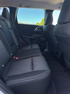 2022 Mitsubishi Outlander - Thumbnail
