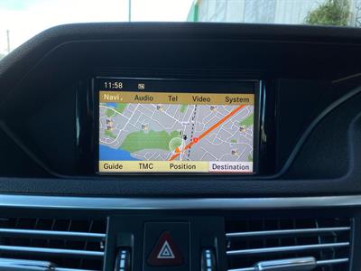 2011 Mercedes-Benz E - Thumbnail