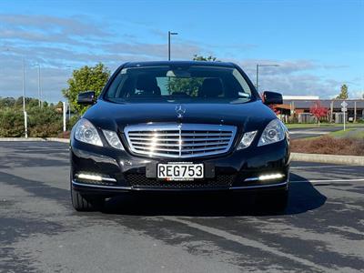 2011 Mercedes-Benz E - Thumbnail