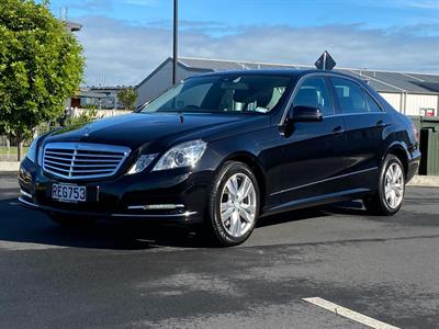 2011 Mercedes-Benz E - Thumbnail