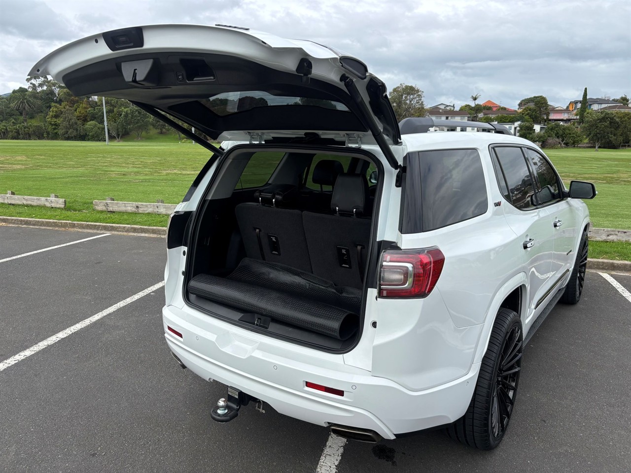 2018 Holden Acadia