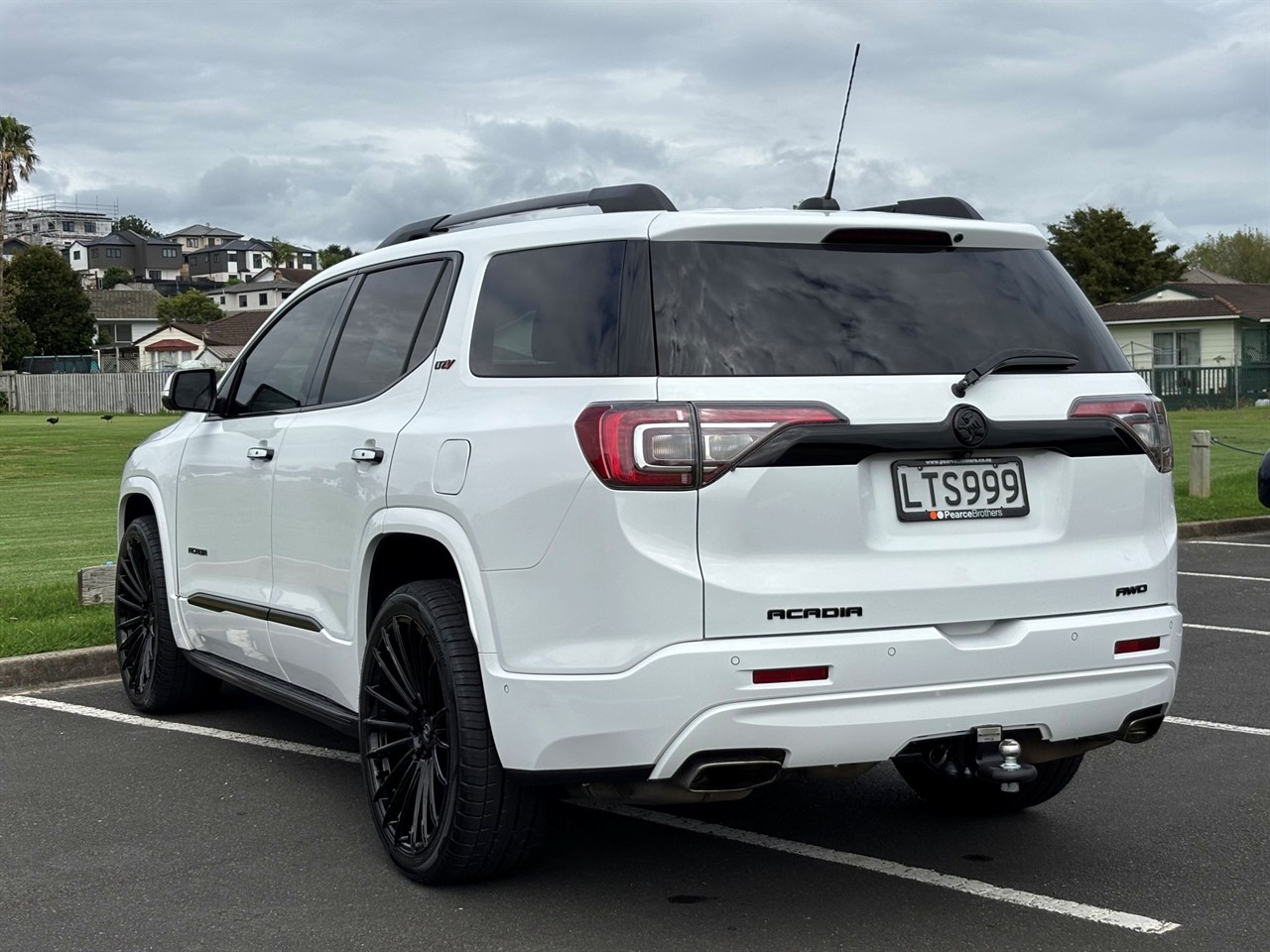 2018 Holden Acadia