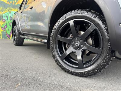 2018 Nissan Navara - Thumbnail