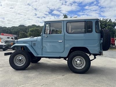 1983 Toyota Landcruiser - Thumbnail