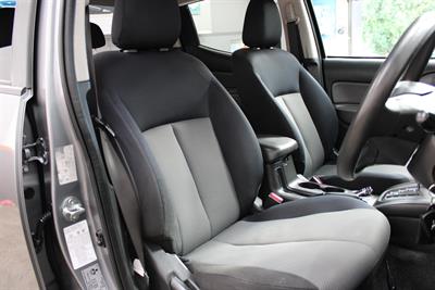 2019 Mitsubishi Triton - Thumbnail