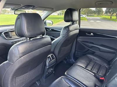 2016 Kia Sorento - Thumbnail