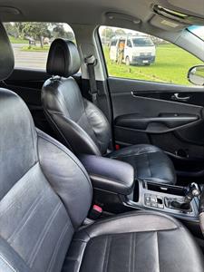 2016 Kia Sorento - Thumbnail