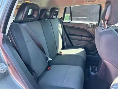 2011 Dodge CALIBER - Thumbnail