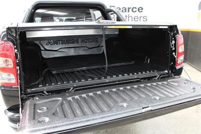 2019 Mitsubishi Triton - Thumbnail