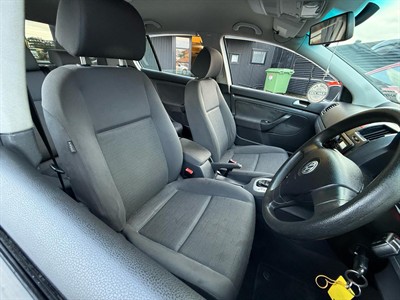 2006 Volkswagen GOLF - Thumbnail