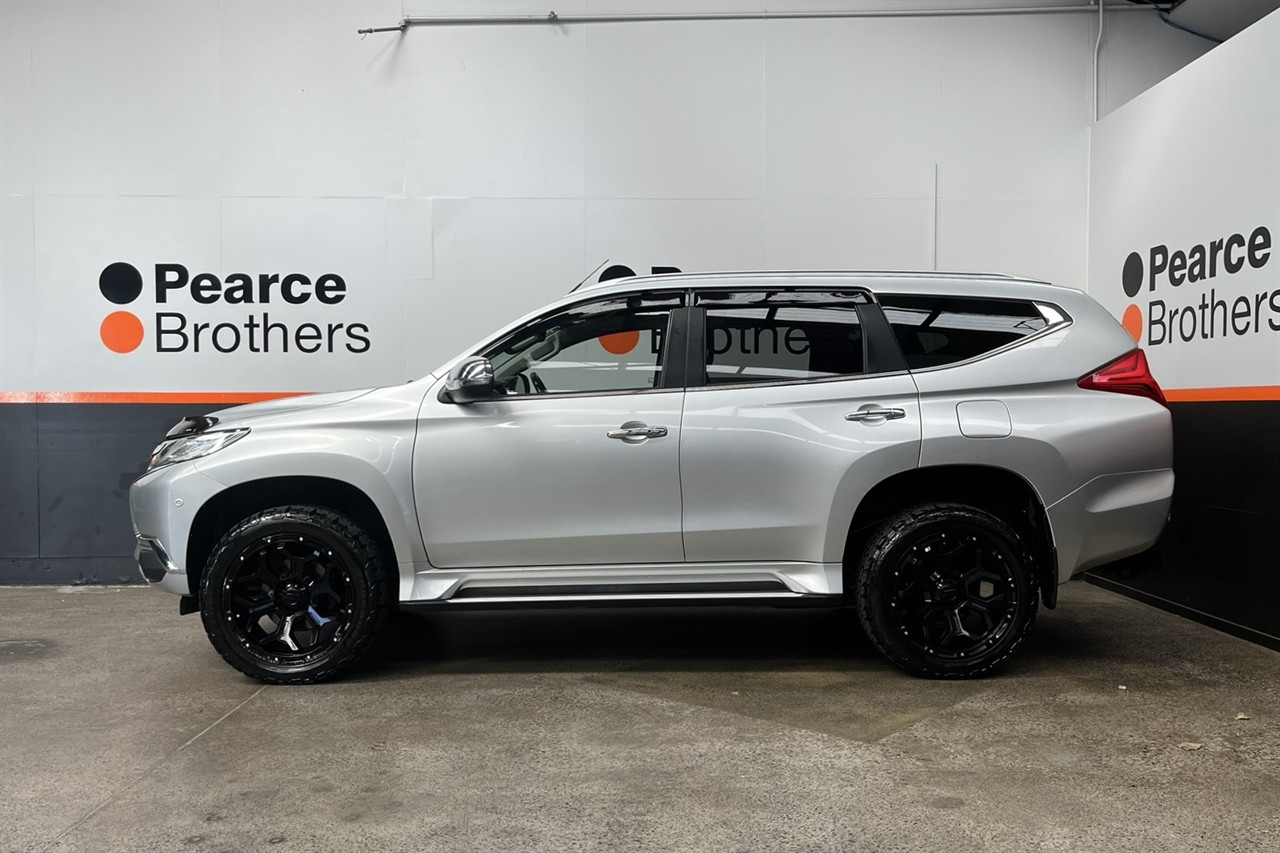 2018 Mitsubishi Pajero Sport