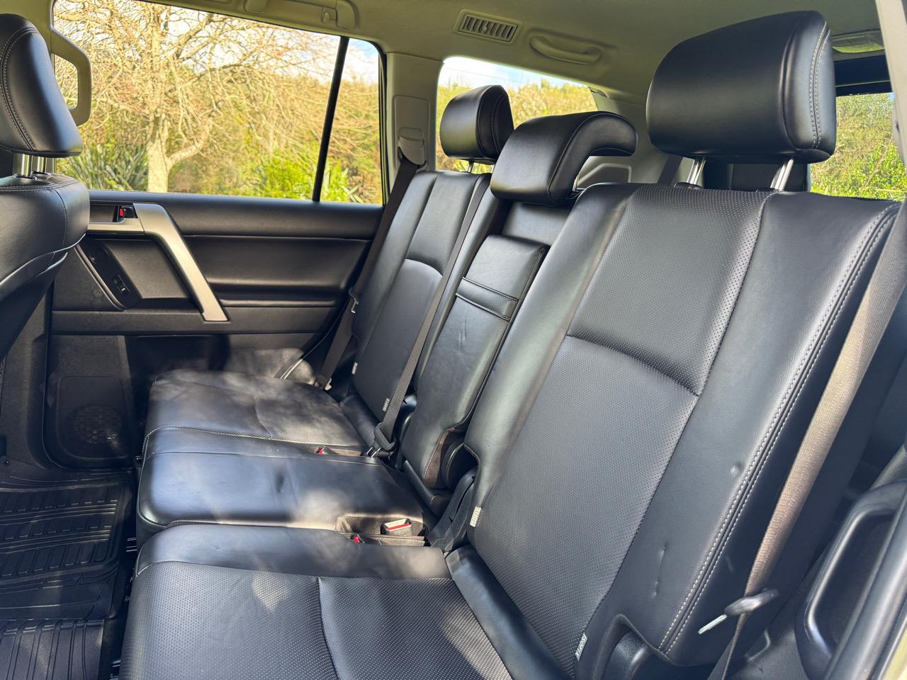 2018 Toyota Land Cruiser Prado