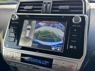2018 Toyota Land Cruiser Prado - Thumbnail