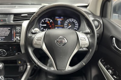 2020 Nissan Navara - Thumbnail