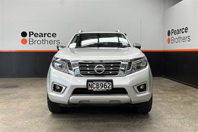 2020 Nissan Navara - Thumbnail