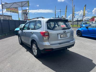 2018 Subaru FORESTER - Thumbnail