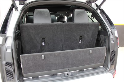 2019 Land Rover Discovery - Thumbnail