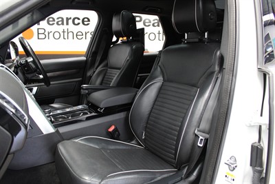 2019 Land Rover Discovery - Thumbnail