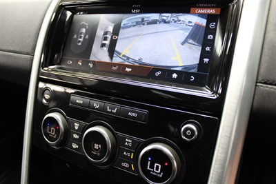 2019 Land Rover Discovery - Thumbnail