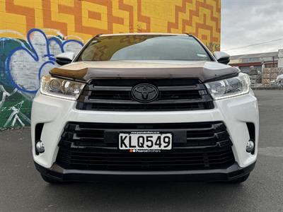 2017 Toyota Highlander - Thumbnail