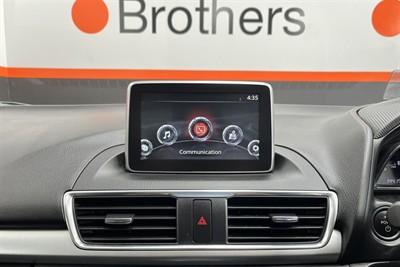 2013 Mazda Axela - Thumbnail