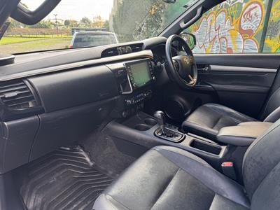2021 Toyota Hilux - Thumbnail