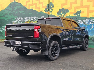 2023 Chevrolet Silverado - Thumbnail