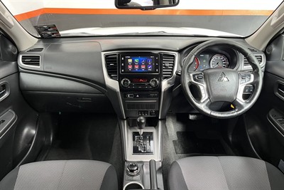 2020 Mitsubishi Triton - Thumbnail