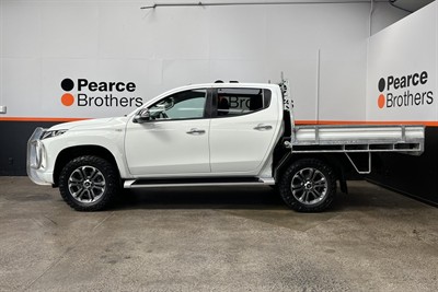 2020 Mitsubishi Triton - Thumbnail