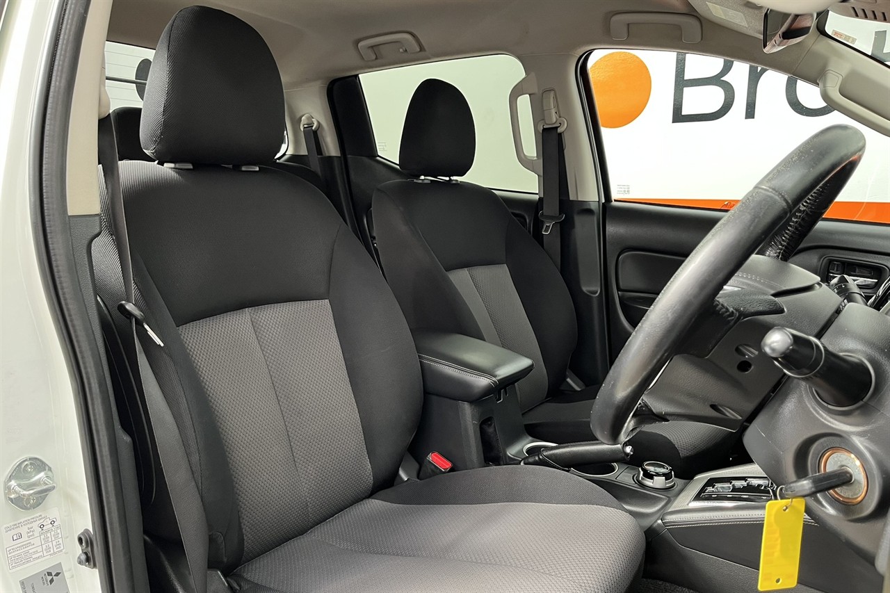 2020 Mitsubishi Triton