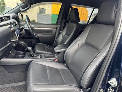 2023 Toyota Hilux - Thumbnail