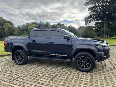 2023 Toyota Hilux - Thumbnail