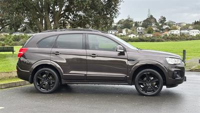 2017 Holden Captiva - Thumbnail