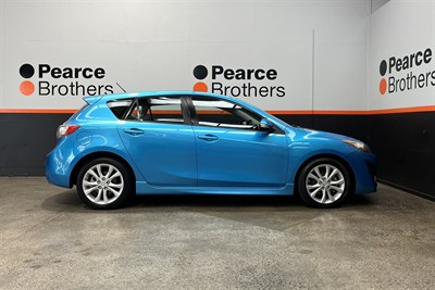 2009 Mazda 3 - Thumbnail