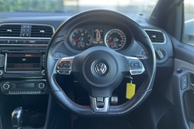 2014 Volkswagen POLO - Thumbnail