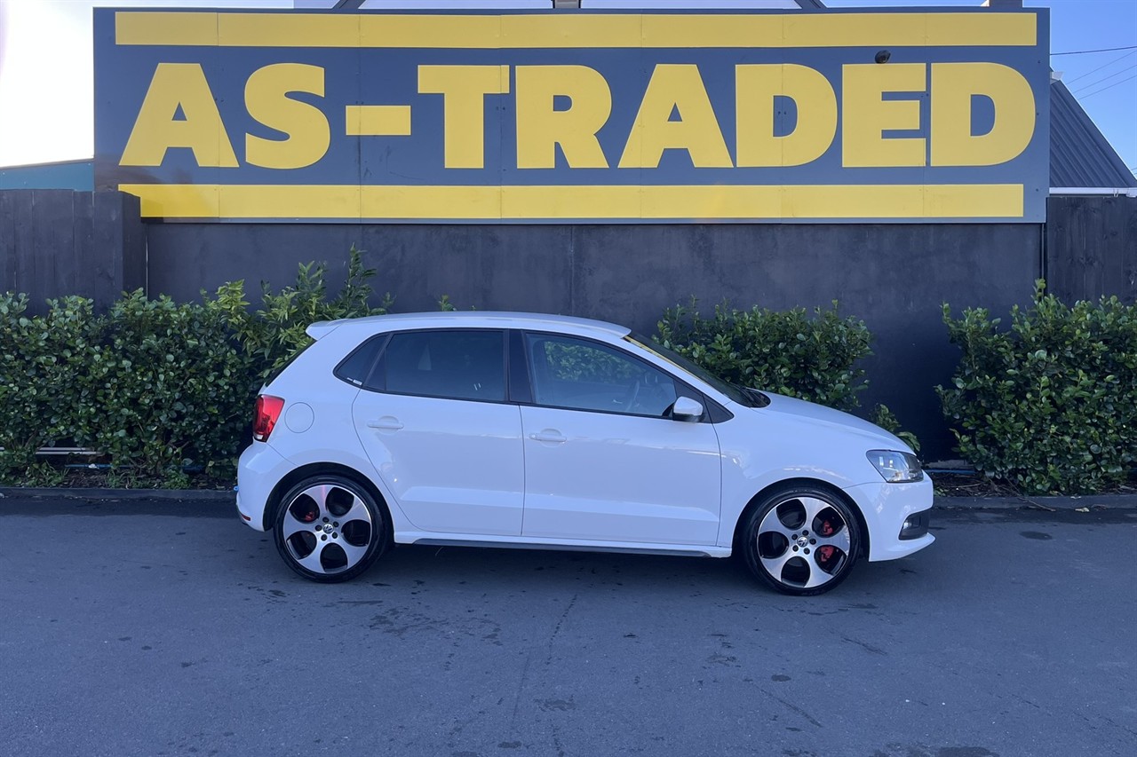 2014 Volkswagen POLO