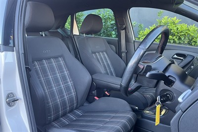 2014 Volkswagen POLO - Thumbnail