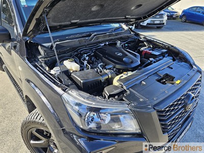 2021 Nissan Navara - Thumbnail