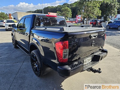 2021 Nissan Navara - Thumbnail