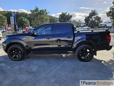 2021 Nissan Navara - Thumbnail
