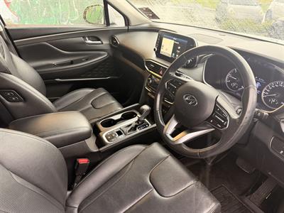 2018 Hyundai SANTA FE - Thumbnail