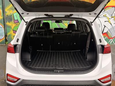 2018 Hyundai SANTA FE - Thumbnail