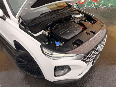 2018 Hyundai SANTA FE - Thumbnail