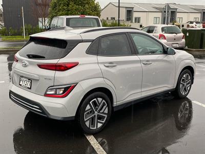 2023 Hyundai Kona - Thumbnail