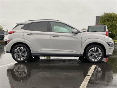 2023 Hyundai Kona - Thumbnail