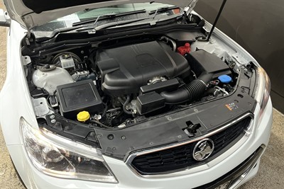 2017 Holden COMMODORE - Thumbnail