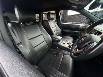 2015 Jeep Grand Cherokee - Thumbnail